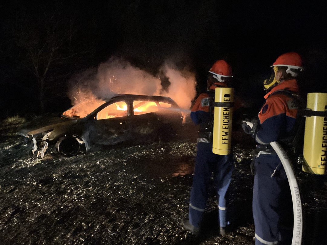 24-h Übung mit Berufsfeuerwehr-Alltag