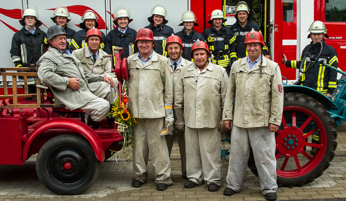 Feuerwehr-Vorführung im Rahmen der Fahrzeugweihe am 29. Juli 2012