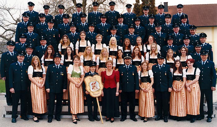 80-jähriges Gründungsfest mit Fahnenweihe im Sommer 2005